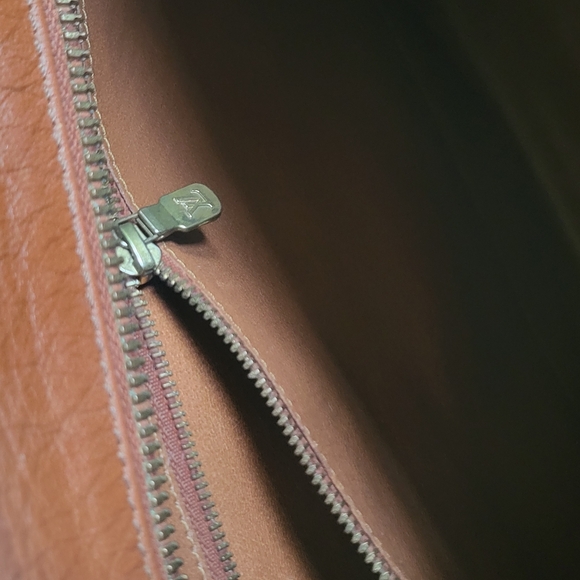 Louis Vuitton Sac Weekend Monogram Shoulder Bag. w/COA. - Picture 8 of 12